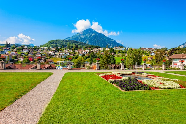 Openbaar park in Spiez Zwitserland