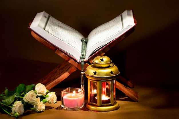 Photo opened quran on  sacred book stand