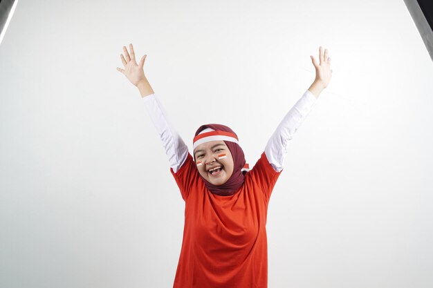Opgewonden Hijab Woman wint gebaar Indonesische onafhankelijkheidsdag