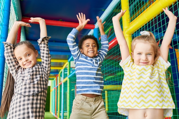 Opgewonden kinderen in play center