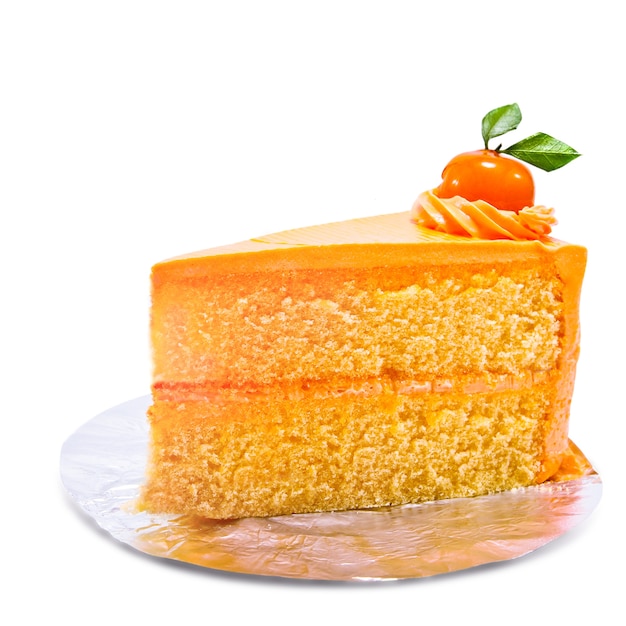 Photo orange cake on white background
