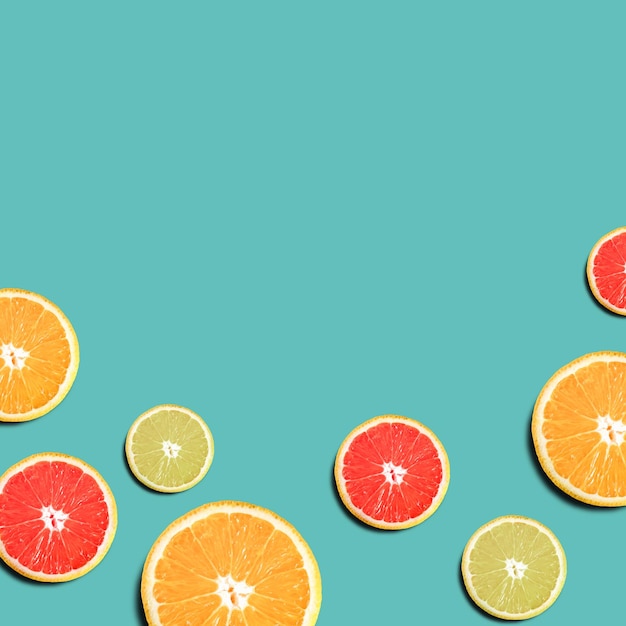 Photo orange fruits against white background