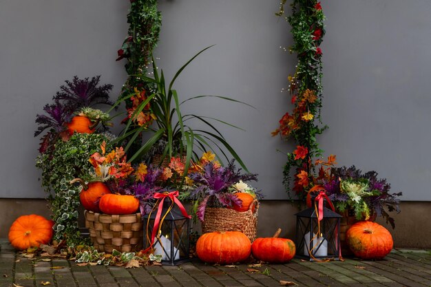 Photo orange pumpkin with autumn leaves on wooden table at sunset