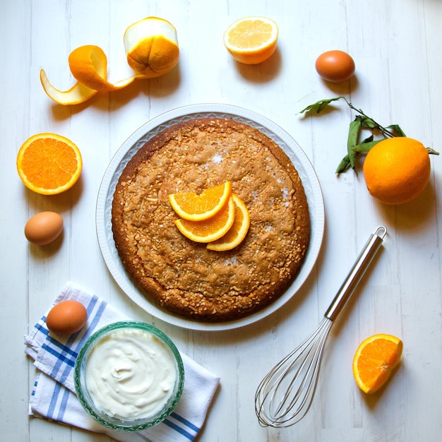 Orange spongecake with yogurt