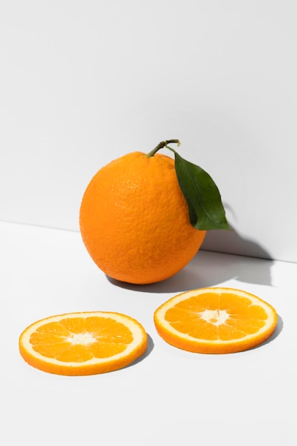 Photo orange with two slices