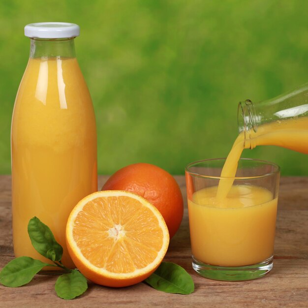 Foto arance e succo fresco