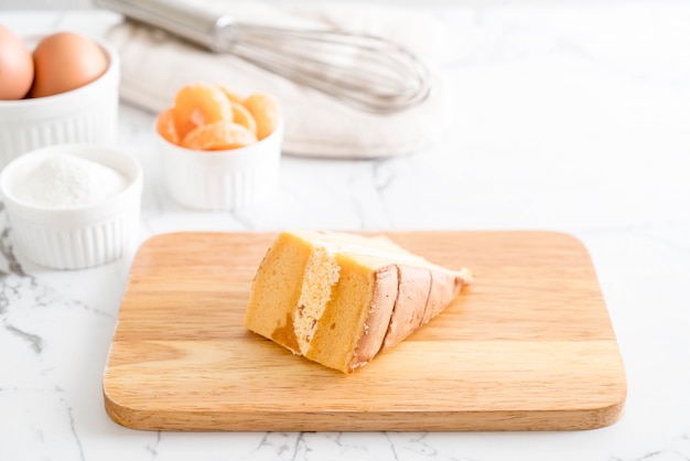 Oranje chiffon cake