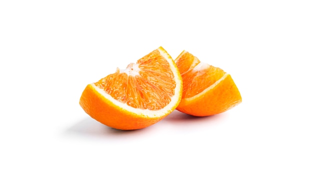 Oranje fruit geïsoleerd op een witte achtergrond. Hoge kwaliteit foto