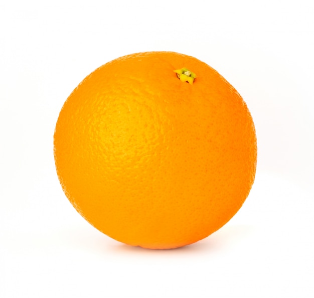 Oranje fruit geïsoleerd op een witte ondergrond