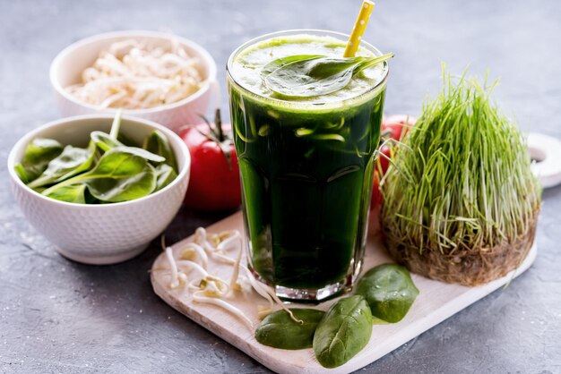 Organic Wheat Grass Spinach and sprout detox drink Healthy and diet drink