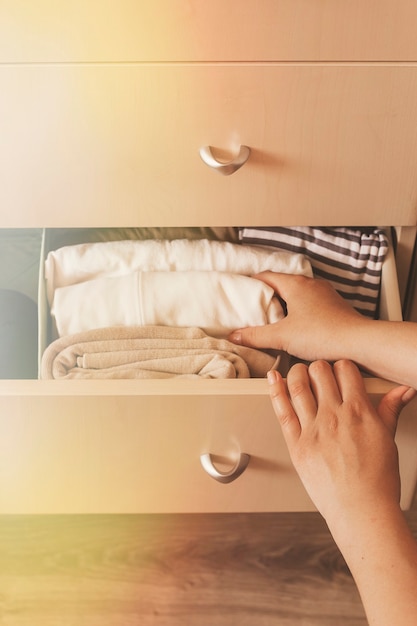 organization of storage in the chest of drawers