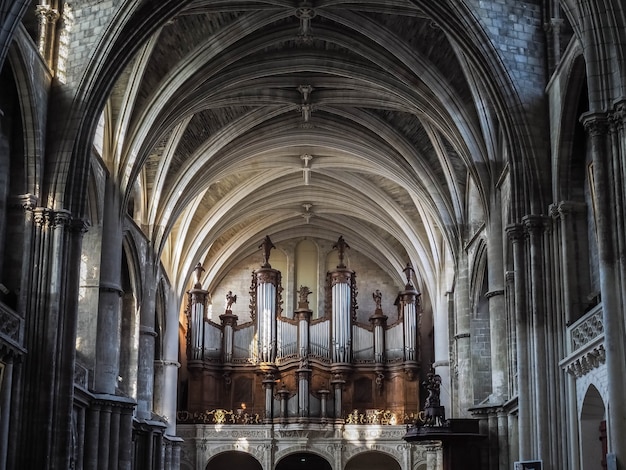 Orgel in de kathedraal van St. Andrew in Bordeaux