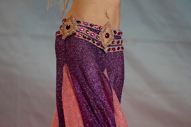 Oriental belly dancer beutiful move