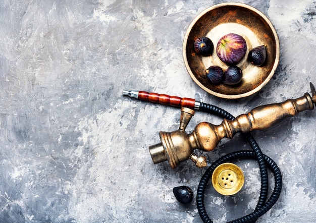 Oriental shisha with figs