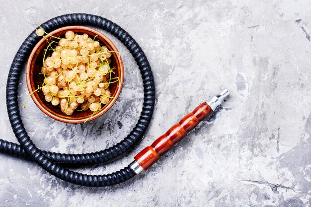 Oriental shisha with white currant