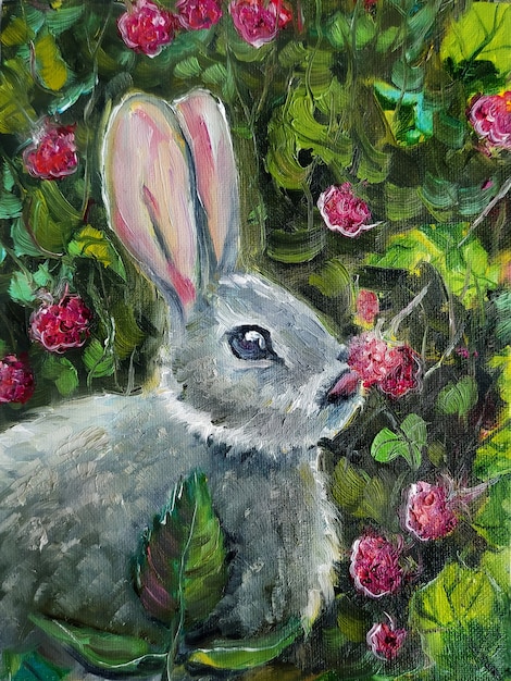 Origineel olieverfschilderij op canvas klein konijn eet frambozen in de groene struiken schattige kleine haas v...