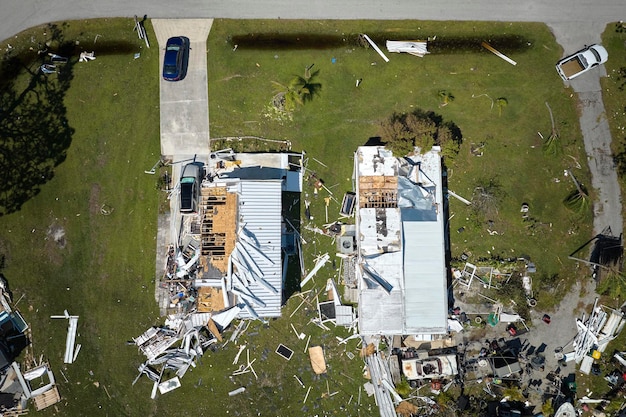 Orkaan Ian verwoestte huizen in woonwijk Florida Natuurramp en de gevolgen daarvan