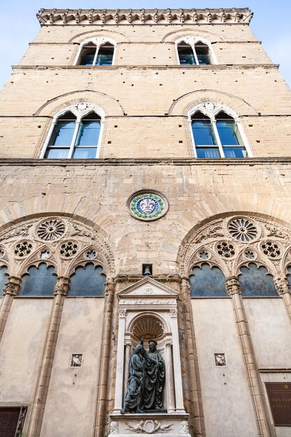 Orsanmichele kerk en standbeeld Christus en Thomas