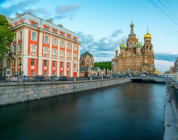 サンクトペテルブルクの血の上の救世主正教会