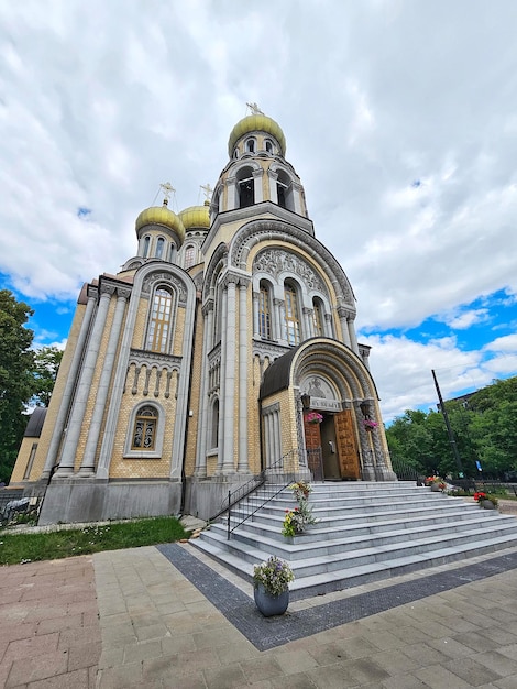 Photo the orthodox church of st michael and st constantine in vilnius