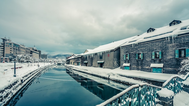 冬の北海道の小樽運河