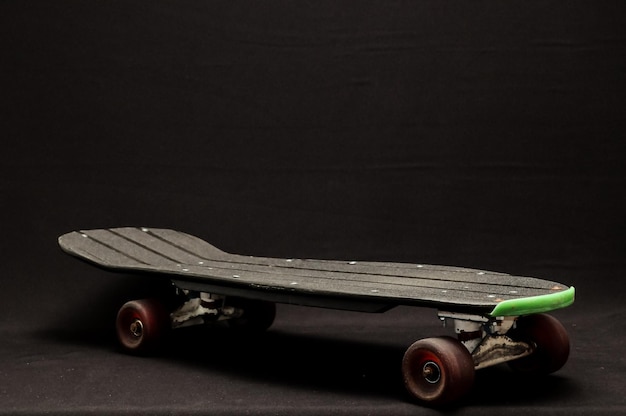 Oud gebruikt houten skateboard