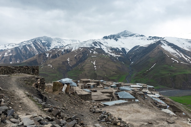 Oud highmountains dorp Khynalyg, Azerbeidzjan. Gebouwen, huizen en manier van leven