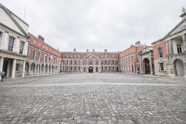 Foto oud officieel gebouw in dublin, ierland