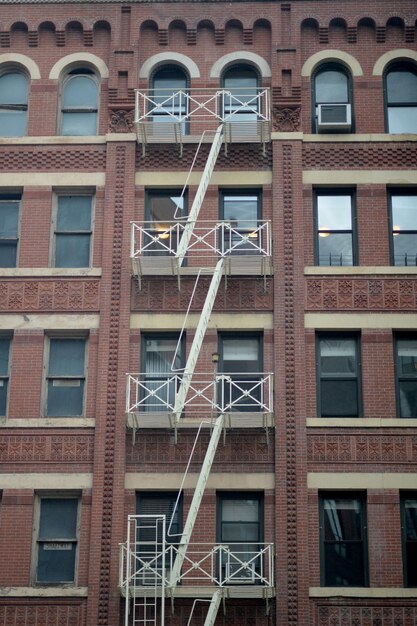 Oud rood gebouw in NYC