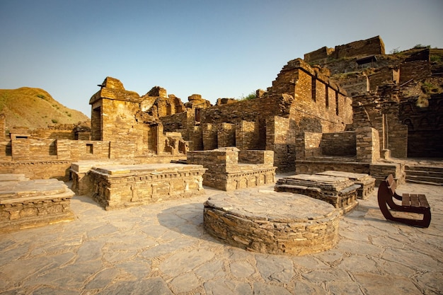 Oude boeddhistische kloostercomplex TakhtiBhai archeologische vindplaats in de provincie KhyberPakhtunkhwa in Pakistan