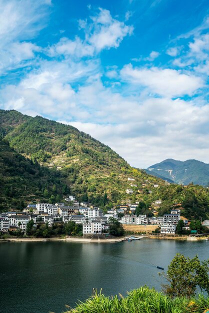 Oude dorpen langs de rivier de Xin'an in Huizhou