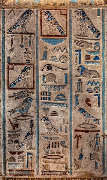 Oude egypte kleurenhiërogliefen