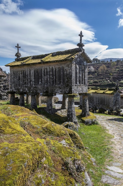 Oude Graanschuren in Lindoso Portugal