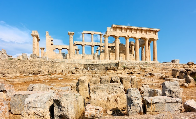 Oude Griekse tempel van Aphaea op het eiland Aegina, Griekenland