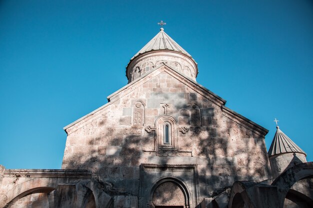 Oude kerk Haghartsin in Armenië