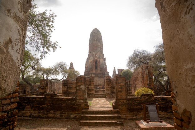 Oude mooie Thaise tempel wat Mahathat Ayutthaya historisch park Ayutthaya Thailand