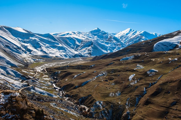 Foto oude nederzetting in de bergen xinaliq azerbeidzjan