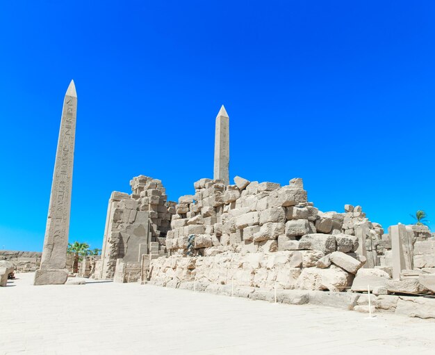 Oude ruïnes van tempel Karnak in Egypte