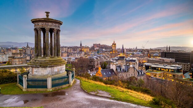 Oude stad Edinburgh skyline van de stad Schotland