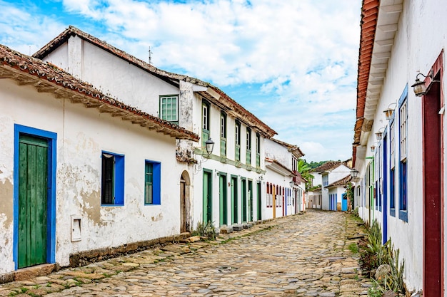 Oude straten van de stad Paraty aan de kust van de staat Rio de Janeiro en opgericht in 1667
