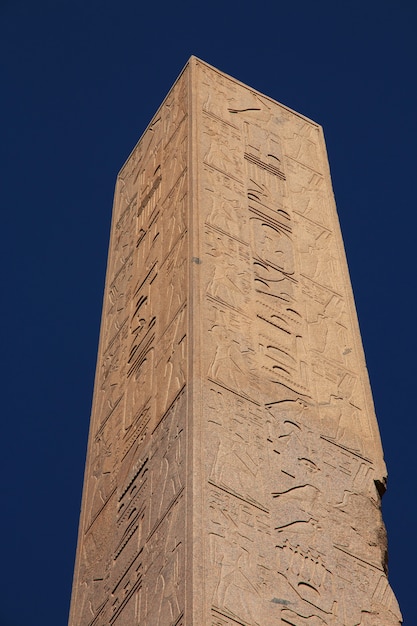 Foto oude tempel karnak in luxor, egypte