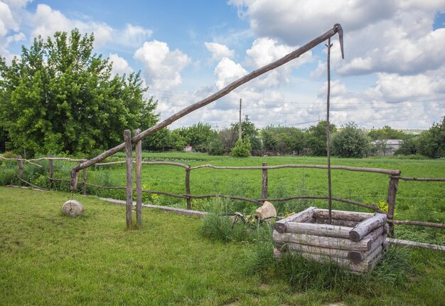 Oude traditionele Oekraïense landelijke hut