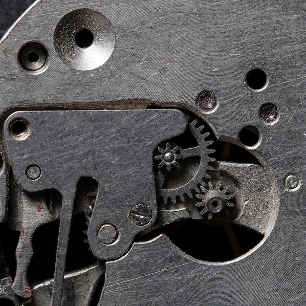 oude uurwerk metalen tandwielen close-up