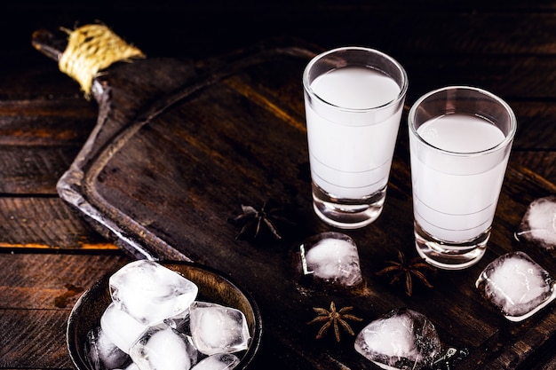 Photo ouso, arak, uzo ou ouzo, is a greek alcoholic drink made on the basis of anise.