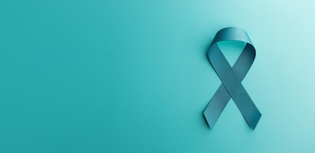 Foto consapevolezza sul cancro dell'ovaio e del collo dell'utero un nastro azzurrouterus sistema riproduttivo femminile salute delle donne