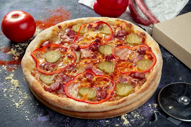 Oven baked italian pizza with vegetables