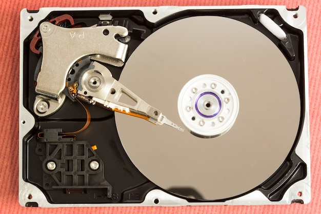 Photo overhead of working disk drive