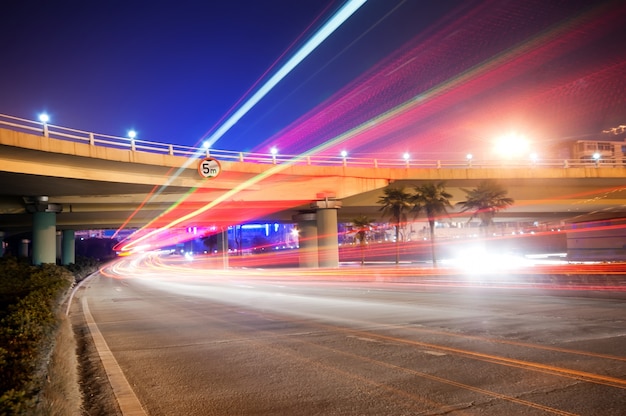 Photo overpass night