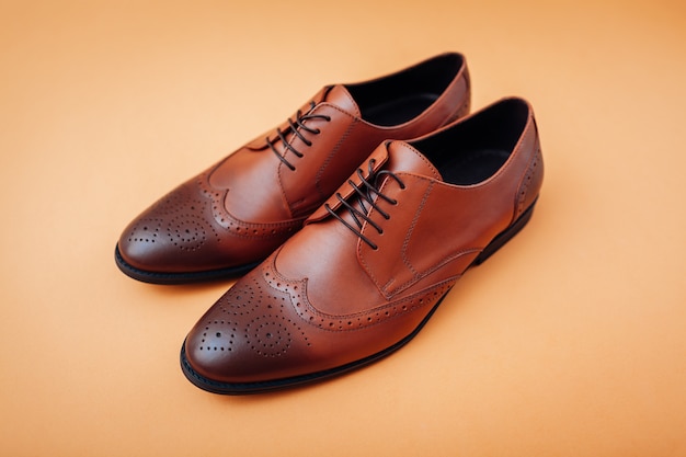 Oxford male brogues shoes