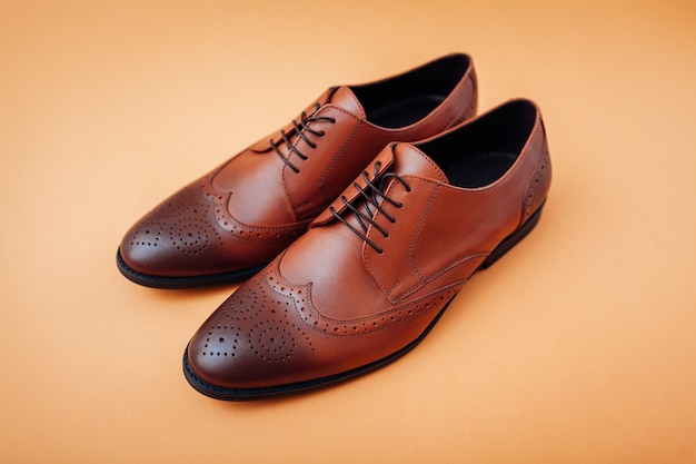 Scarpe brogue uomo oxford